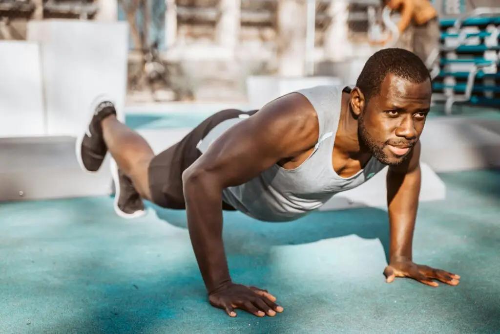 Understanding the Pros and Cons of Testosterone Replacement Therapy